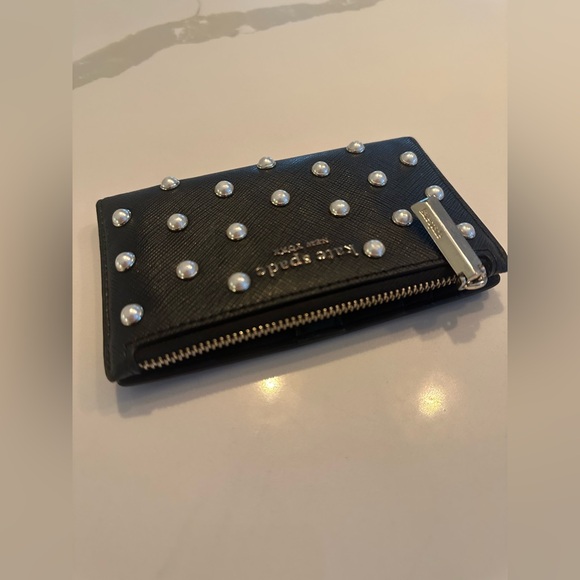 KATE SPADE New York Spencer Small Slim Bifold Pearl Wallet Black - Picture 2 of 3